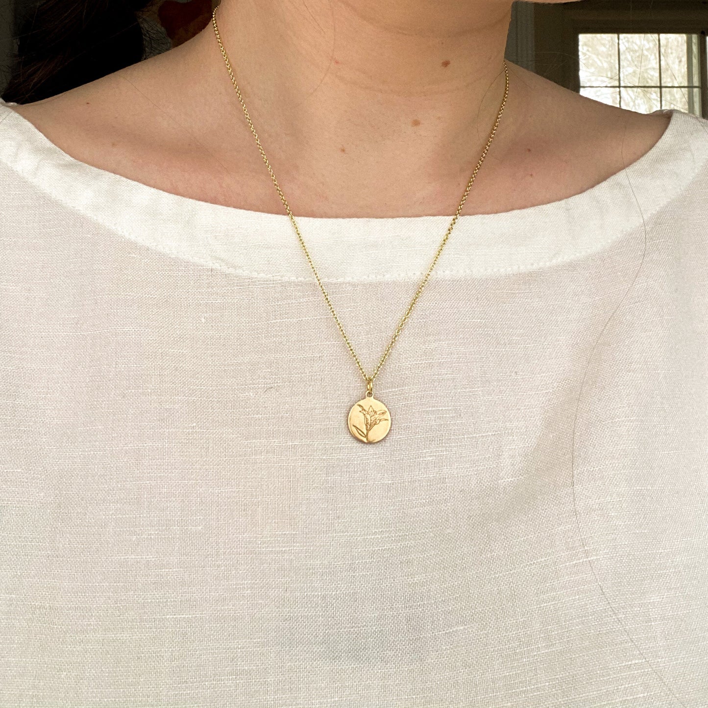Lily Necklace
